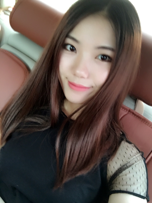 盛开的花朵的第二张照片--武汉相亲服务中心