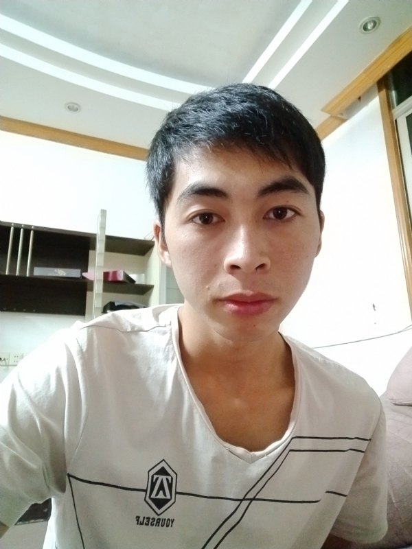 似微笑的第一张照片--武汉相亲服务中心
