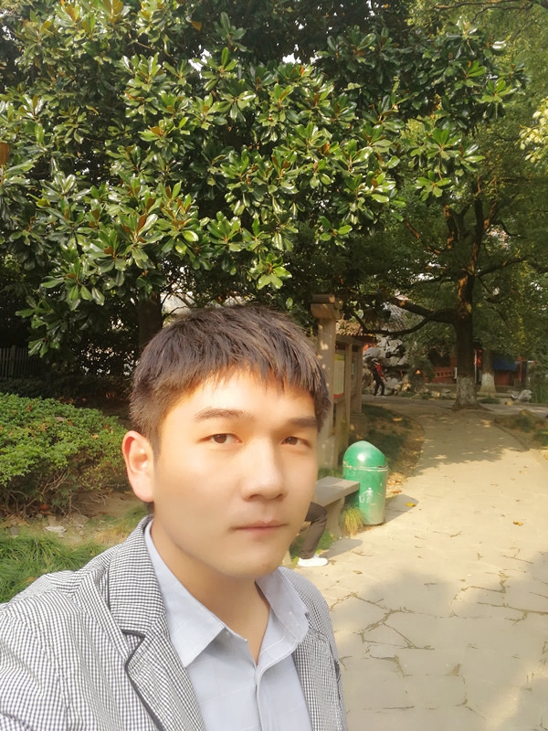 暂时的第一张照片--武汉相亲服务中心