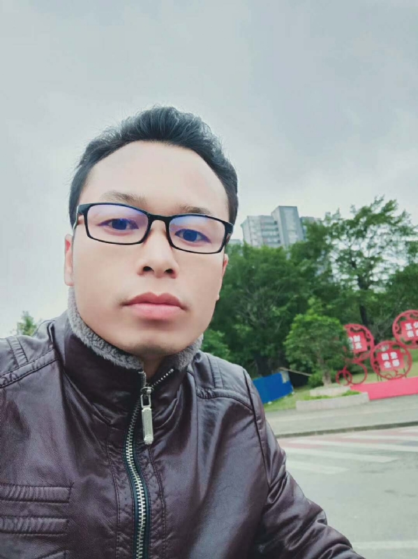 廖军的第二张照片--武汉相亲服务中心