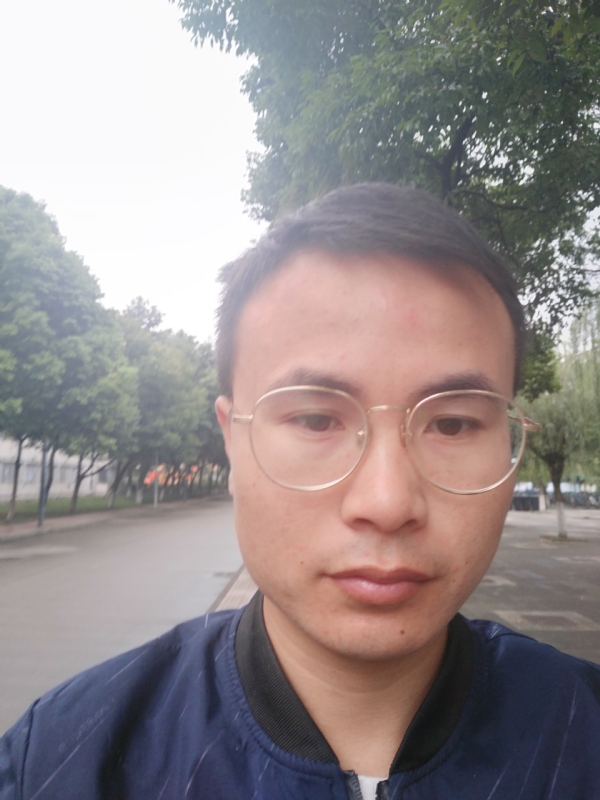 零丁星辰的第一张照片--武汉相亲服务中心