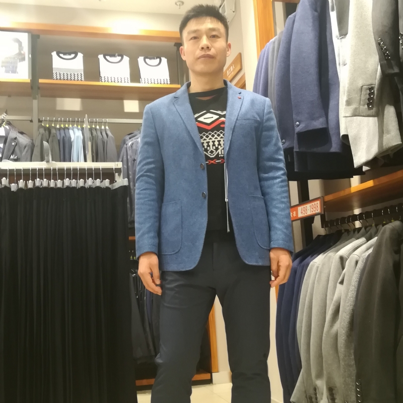 一只蚂蚁的第一张照片--武汉相亲服务中心
