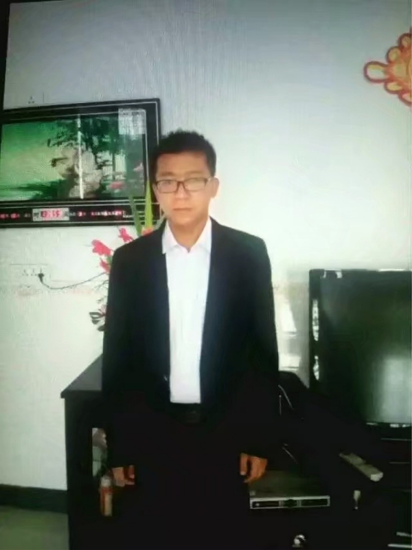 依然疼痛的第一张照片--武汉相亲服务中心