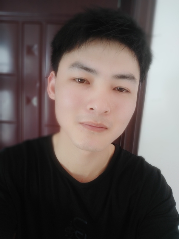 小情绪)っ的第一张照片--武汉相亲服务中心