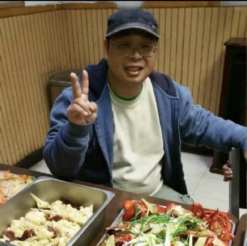wally的第一张照片--武汉相亲服务中心