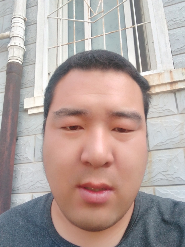 一羽垂天的第四张照片--武汉相亲服务中心