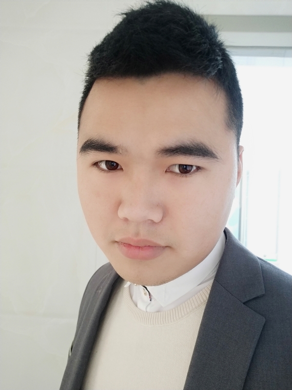 啊辉的第一张照片--武汉相亲服务中心