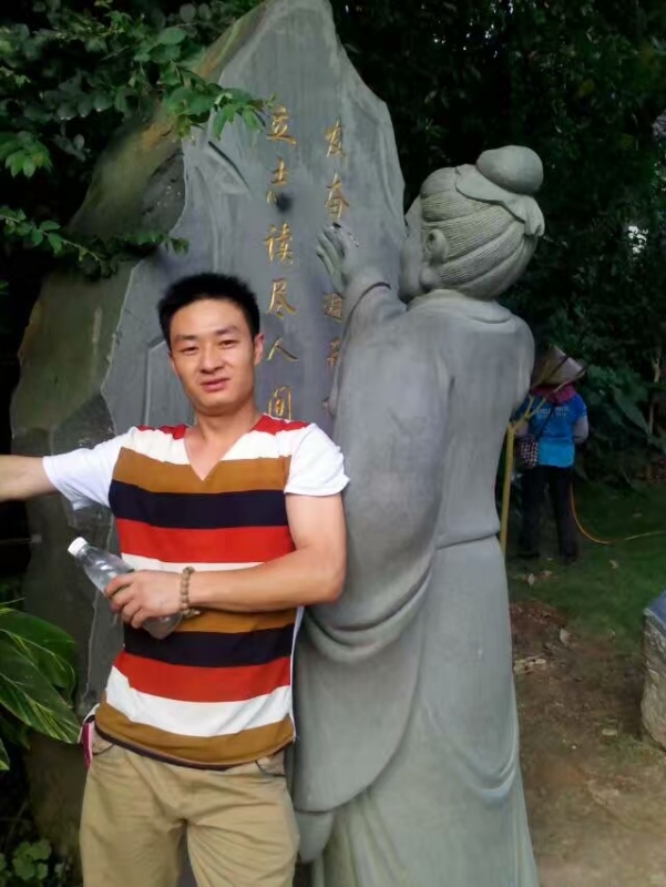 相依相伴的第一张照片--武汉相亲服务中心