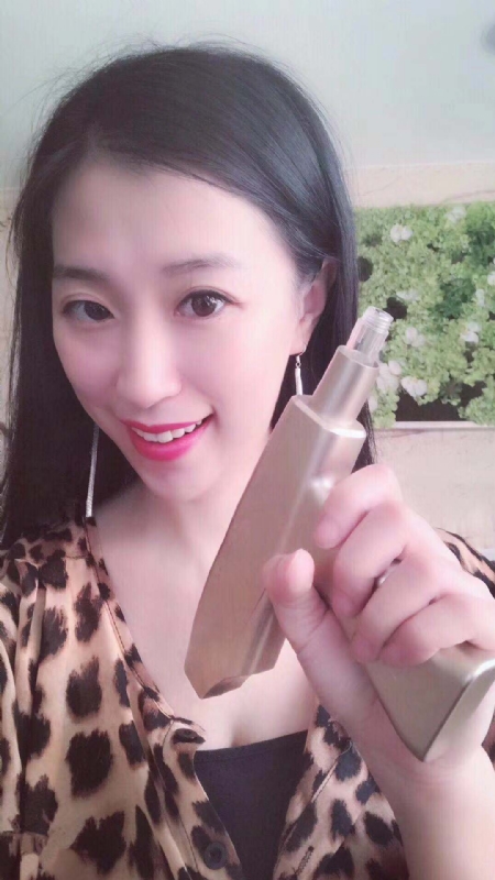 從開始到現在的第二张照片--武汉相亲服务中心