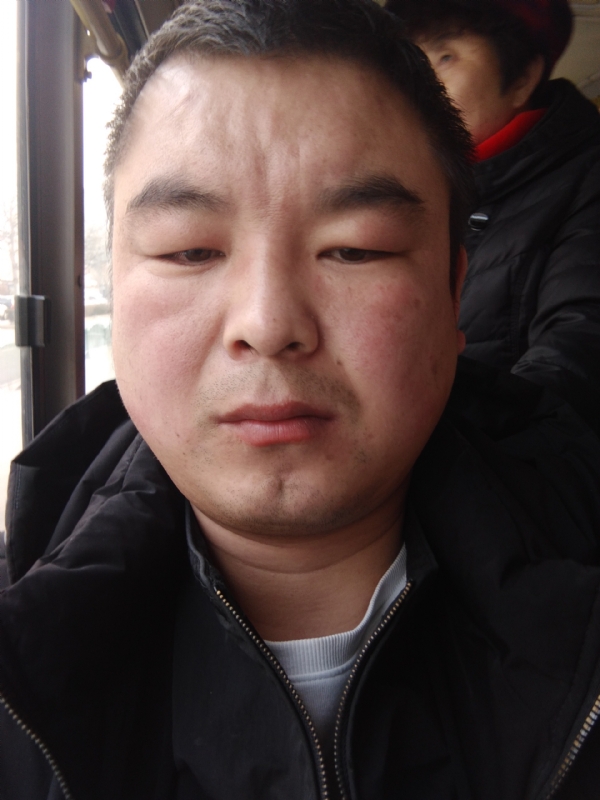 张延义的第一张照片--武汉相亲服务中心