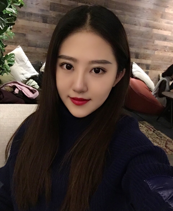 yi一的第一张照片--武汉相亲服务中心