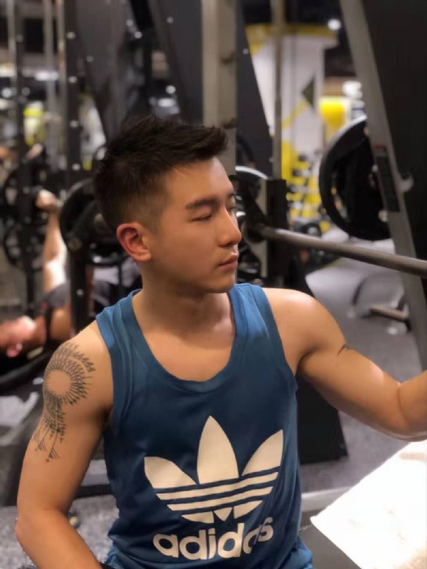 海海的第一张照片--武汉相亲服务中心