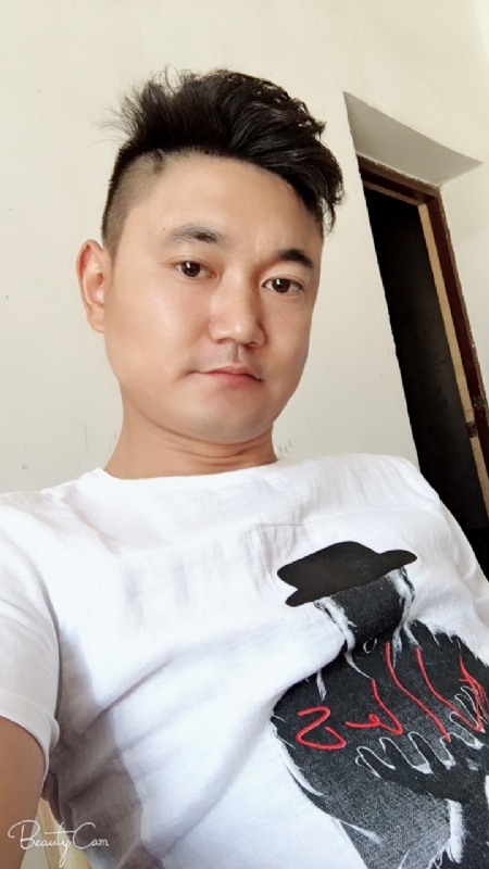 yang的第一张照片--武汉相亲服务中心