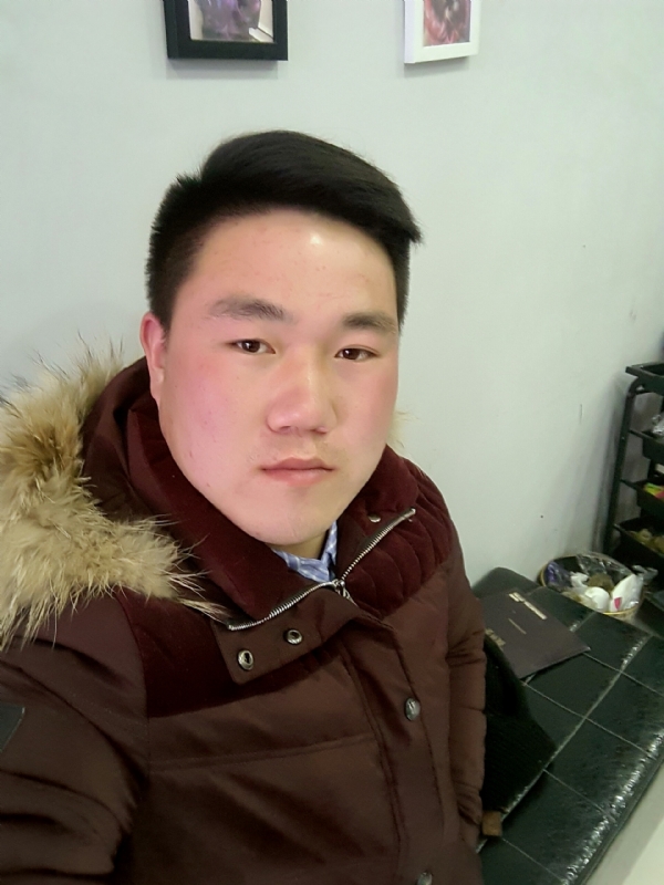 小飞的第一张照片--武汉相亲服务中心