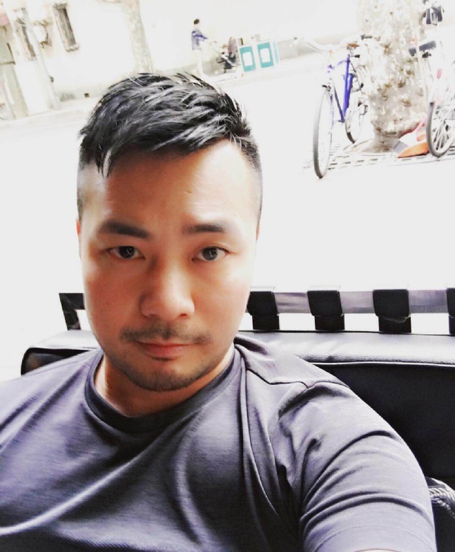 刘江平的第二张照片--武汉相亲服务中心