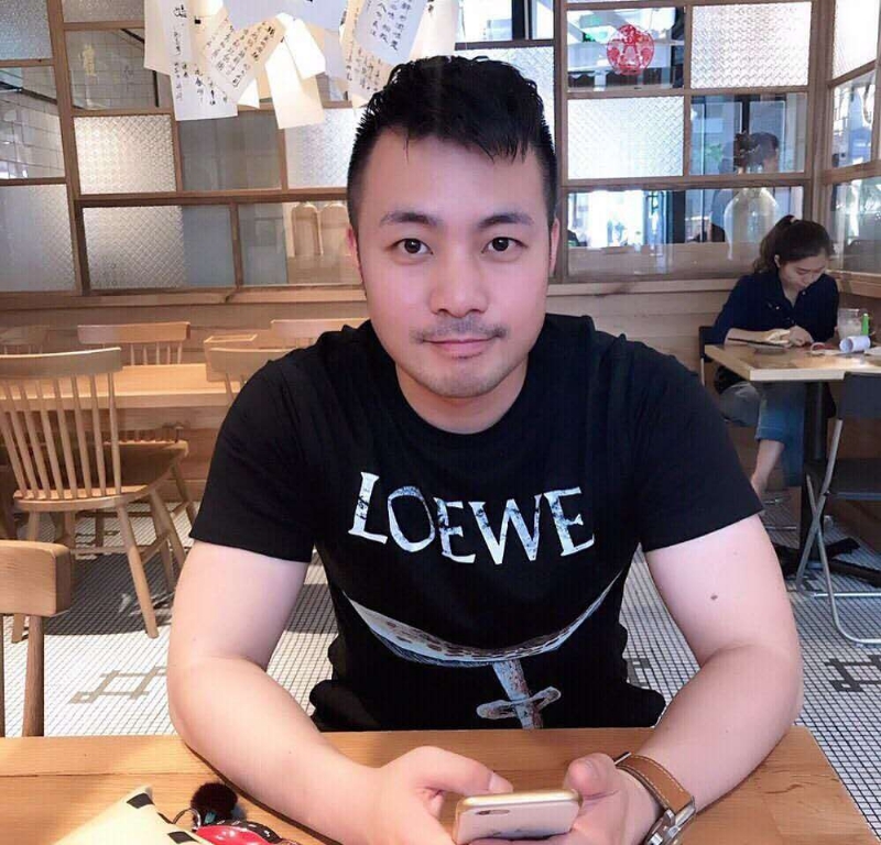 刘江平的第四张照片--武汉相亲服务中心