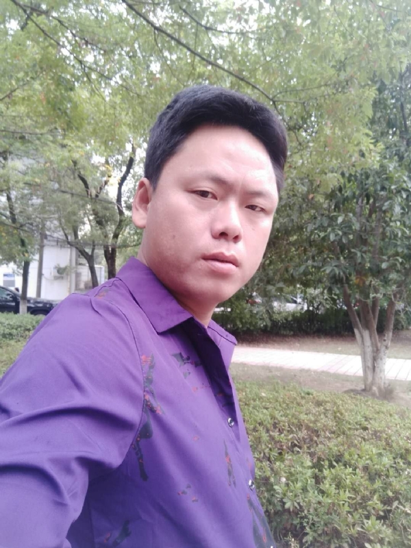 黄龙飞的第一张照片--武汉相亲服务中心