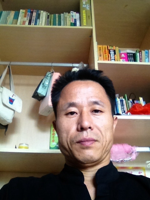 龙三少的第一张照片--武汉相亲服务中心