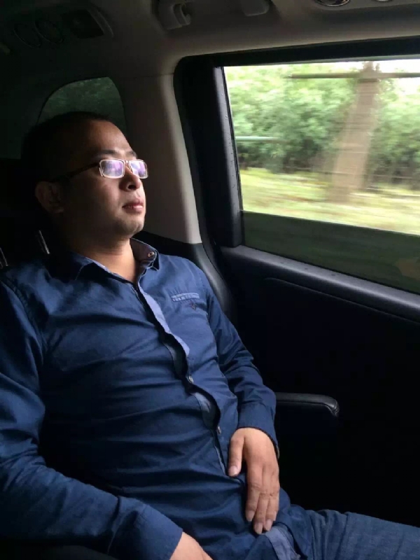 世界那么大的第三张照片--武汉相亲服务中心