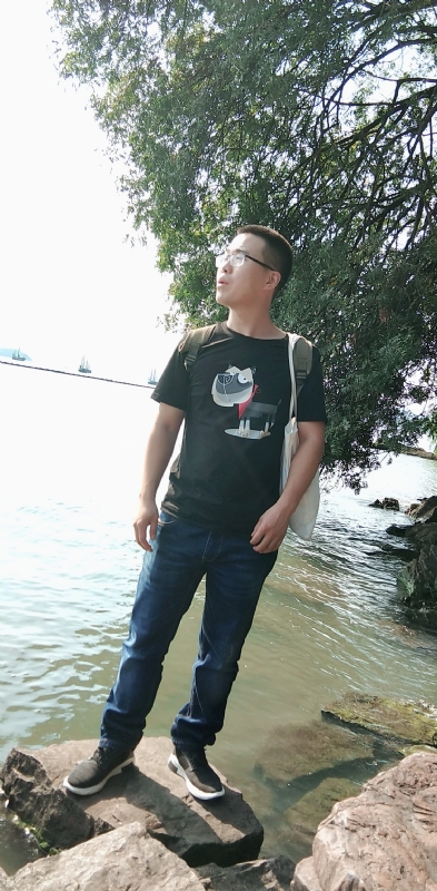 后来的我们的第一张照片--武汉相亲服务中心