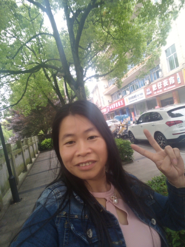 平凡的第一张照片--武汉相亲服务中心