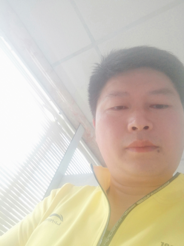山男的第一张照片--武汉相亲服务中心