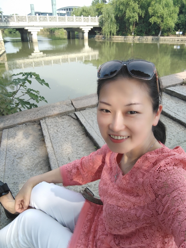 渴慕的第一张照片--武汉相亲服务中心