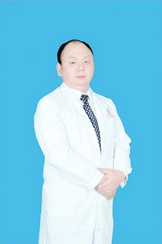 小村医的第一张照片--武汉相亲服务中心
