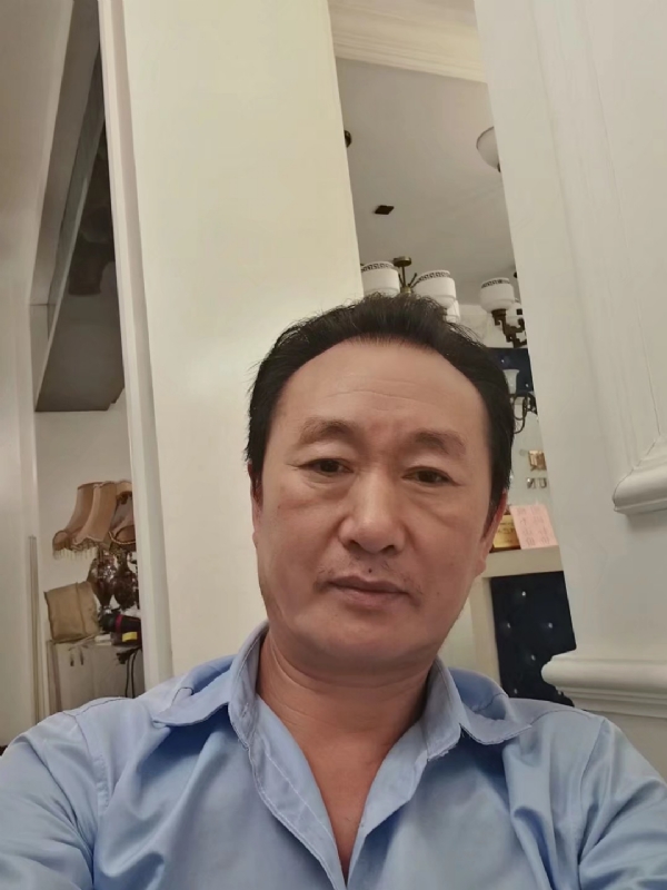 青松的第一张照片--武汉相亲服务中心