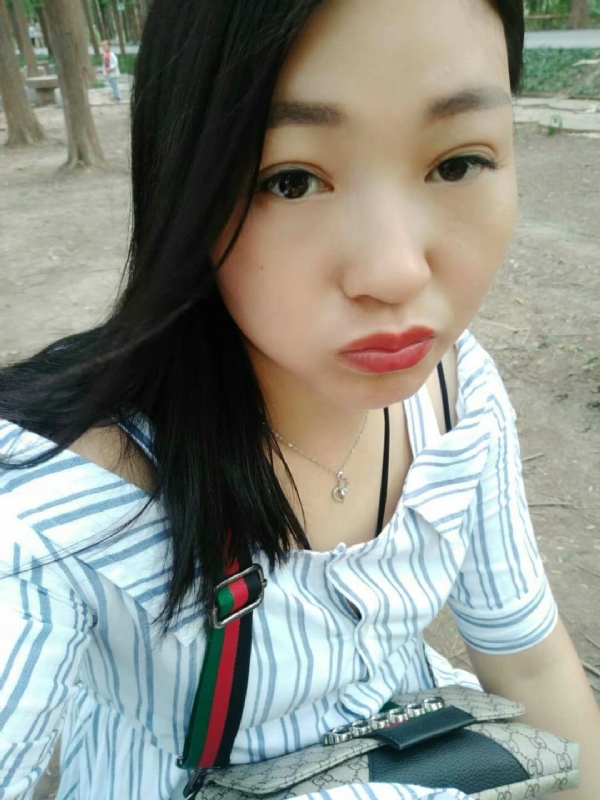 小燕子的第一张照片--武汉相亲服务中心
