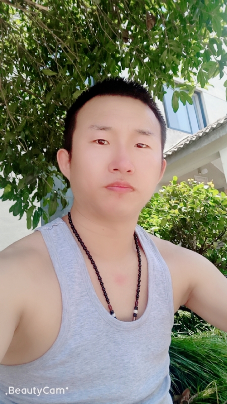 系咯在的第一张照片--武汉相亲服务中心