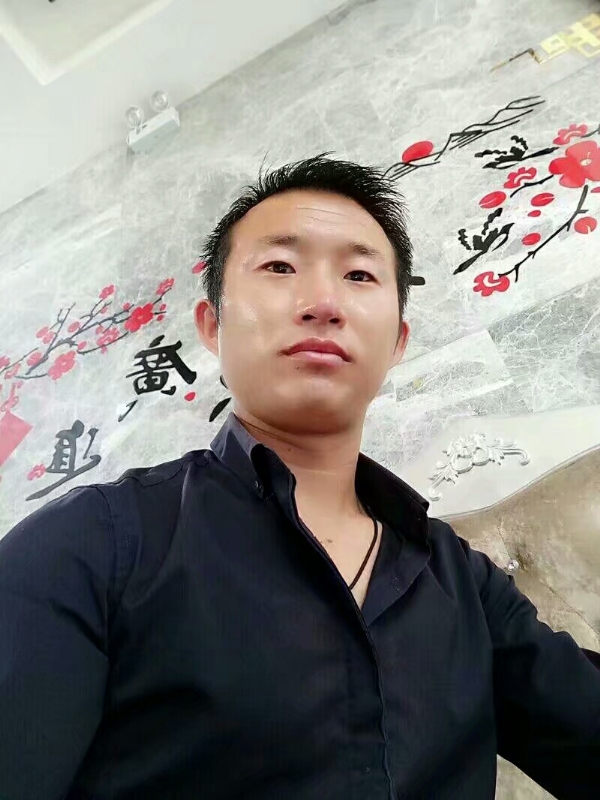 系咯在的第二张照片--武汉相亲服务中心