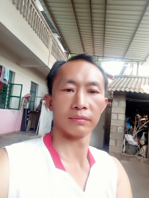 白鸽的第一张照片--武汉相亲服务中心