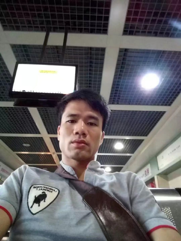 武哥的第一张照片--武汉相亲服务中心