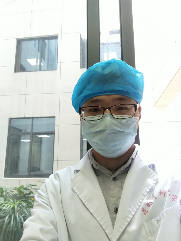 口腔小医生的第一张照片--武汉相亲服务中心
