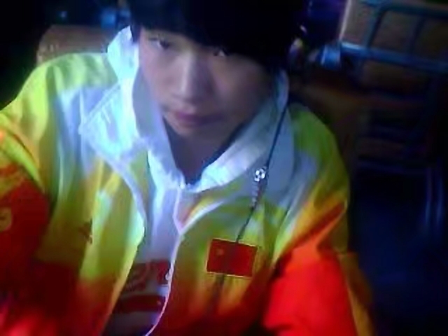 路边的野草的第一张照片--武汉相亲服务中心