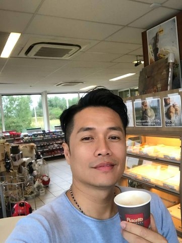短歌的第一张照片--武汉相亲服务中心