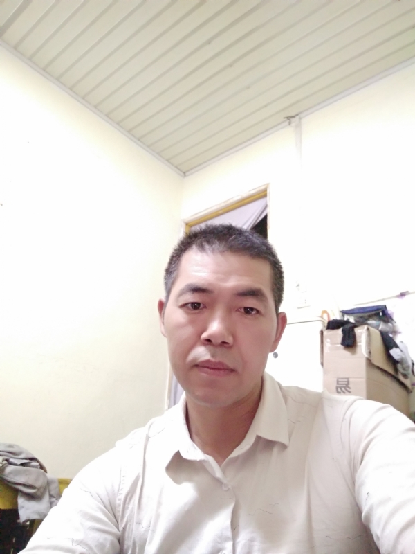为伊消得人憔悴的第一张照片--武汉相亲服务中心