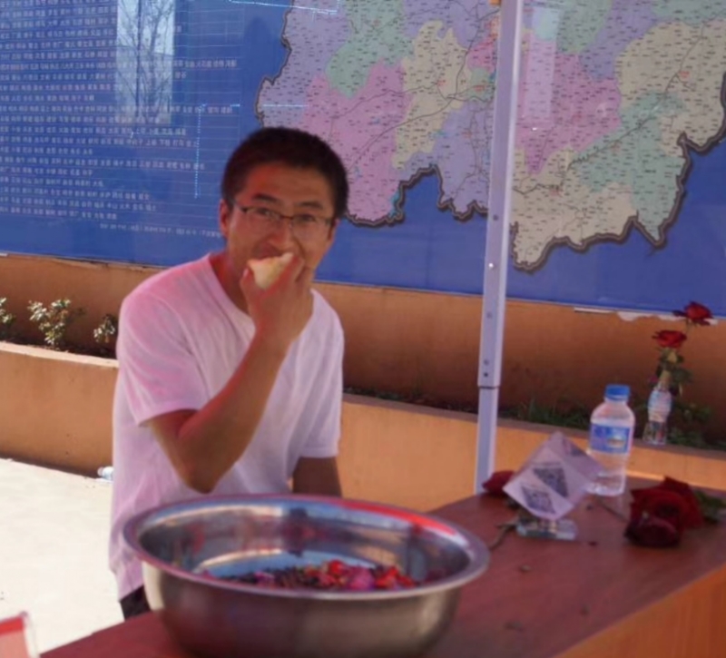 寻水的第一张照片--武汉相亲服务中心
