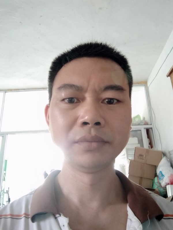 平凡一生的第一张照片--武汉相亲服务中心