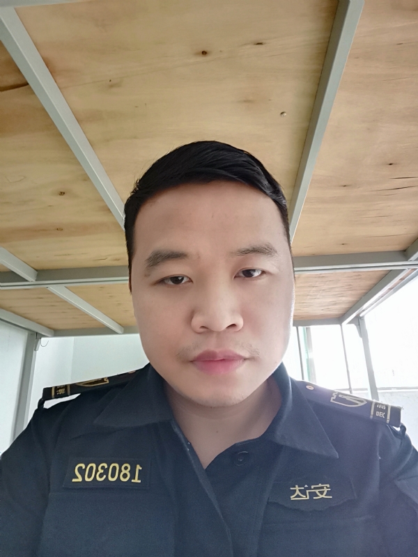 小子的第一张照片--武汉相亲服务中心