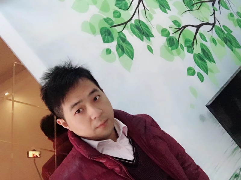 晴空万里的第一张照片--武汉相亲服务中心