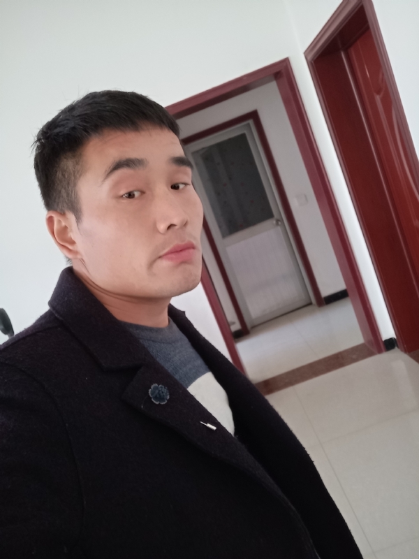醒醒吧兄弟的第一张照片--武汉相亲服务中心