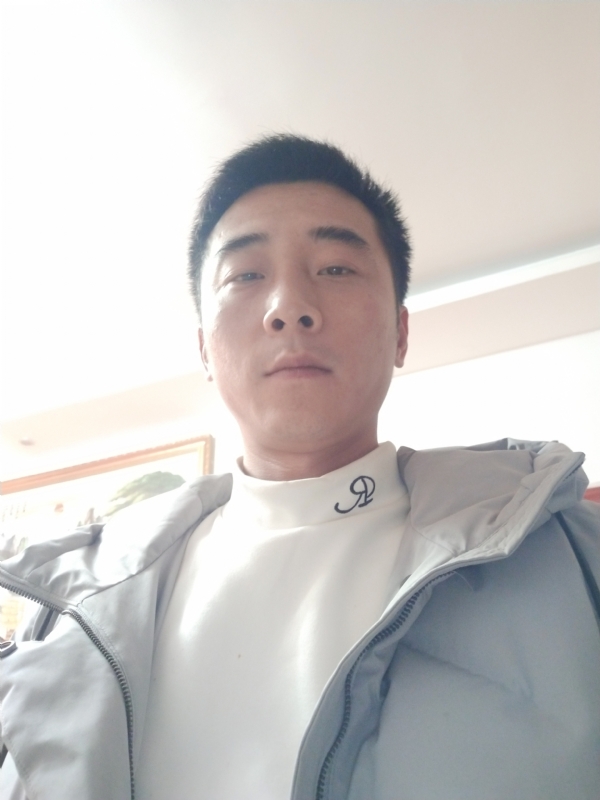 走进来的第一张照片--武汉相亲服务中心