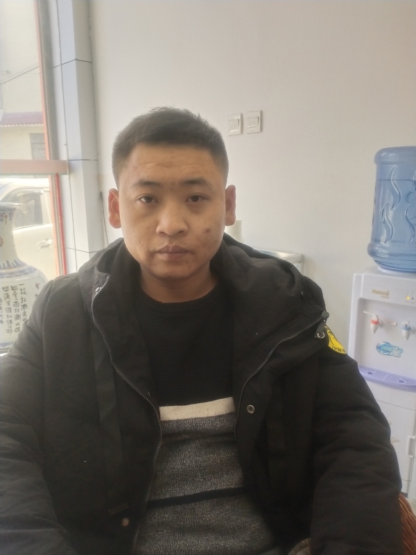 瞿波的第一张照片--武汉相亲服务中心