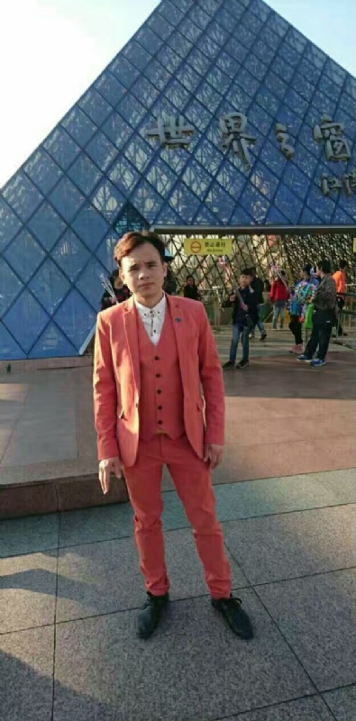 小甘的第二张照片--武汉相亲服务中心