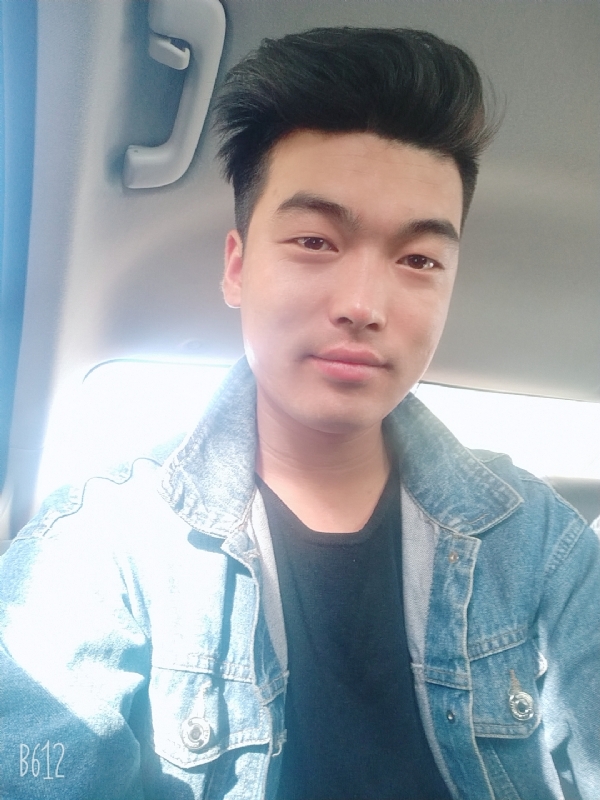 吉吉国王的第一张照片--武汉相亲服务中心