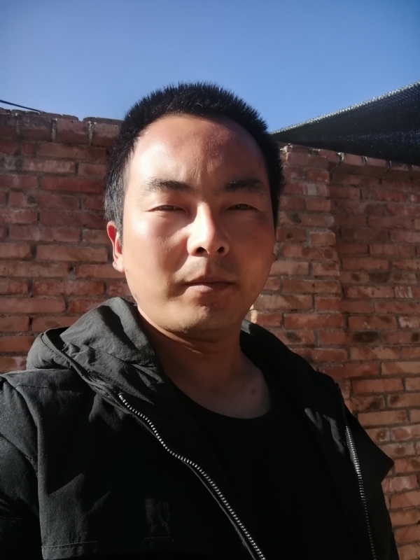 流年寂寞了谁的容颜的第一张照片--武汉相亲服务中心
