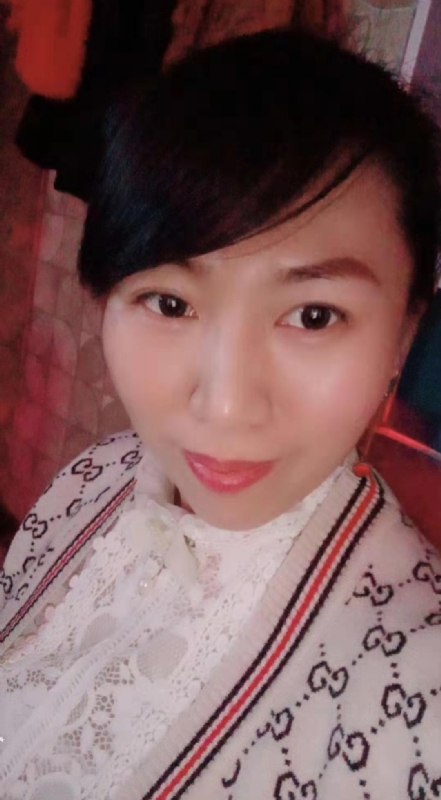 转角遇爱的第一张照片--武汉相亲服务中心