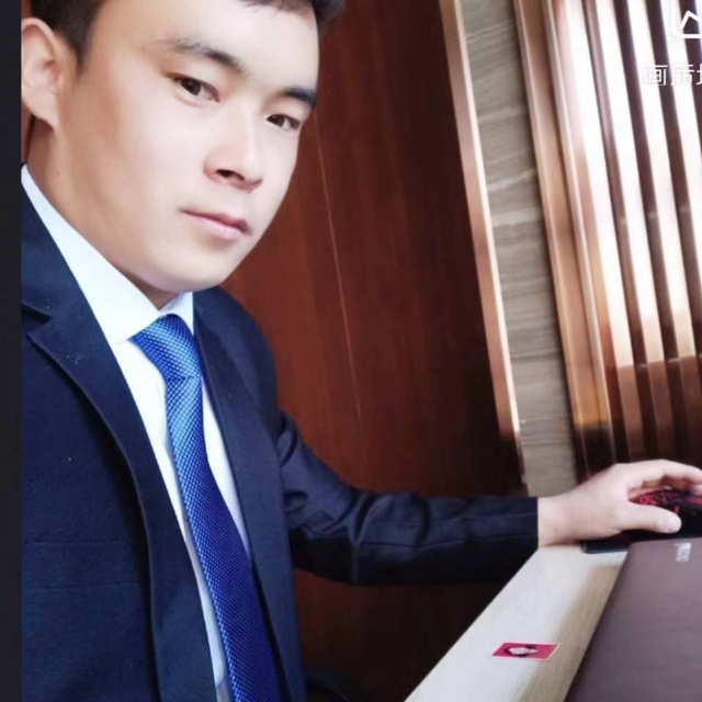 会哭的幸福的第一张照片--武汉相亲服务中心